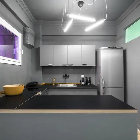 Colorful, Nilie Hospitality Mgmt * Saloniki